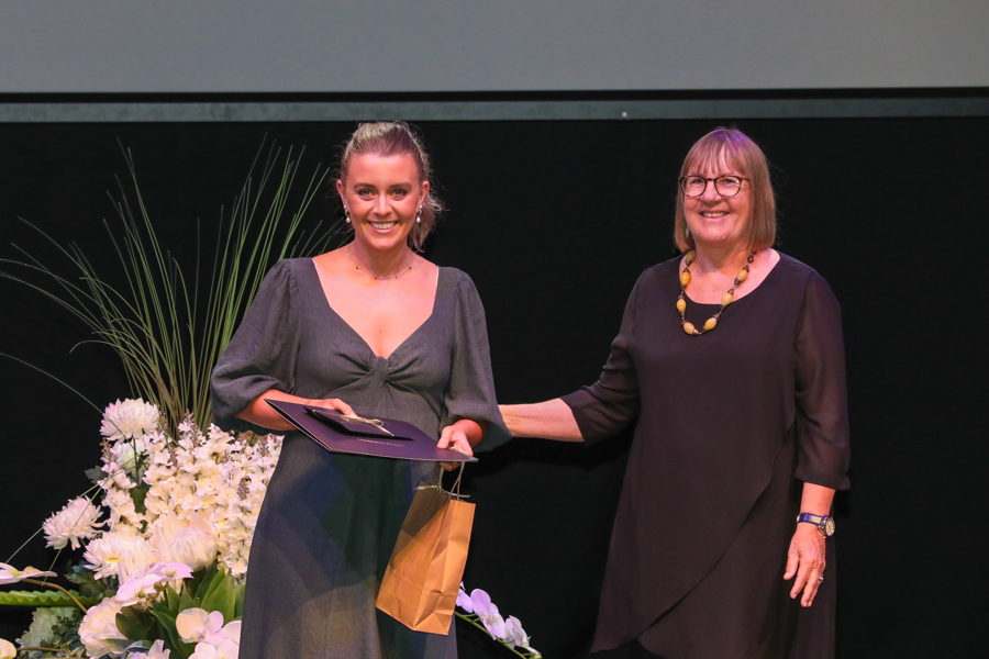 SuniTAFE-Mildura-Graduation-and-Awards-Teacher-of-the-Year-Jess-Kendrigan